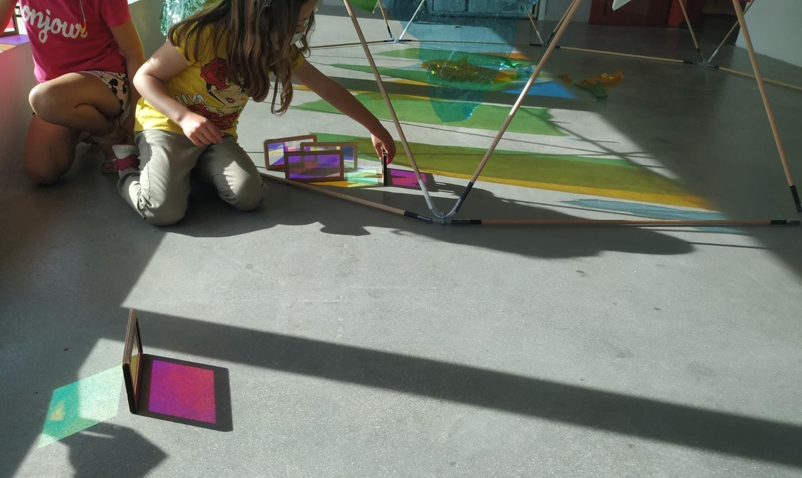 Laboratorio Serendipia · LUZ, SOMBRA, AIRE Y PROYECCIÓN · imagen 25.