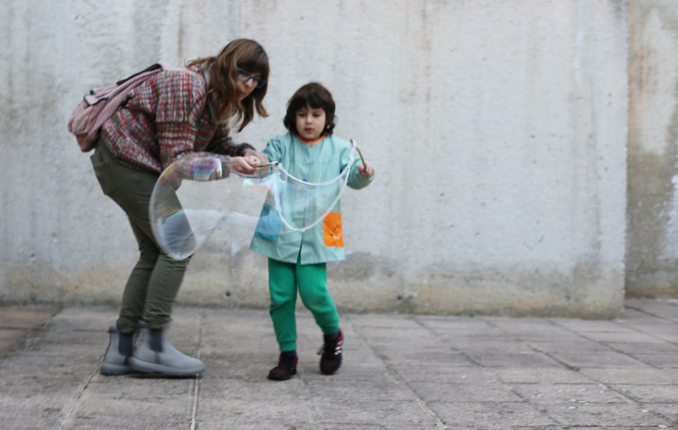 Mujer y Ciencia · 06 · Burbujas y aire · imagen 71.